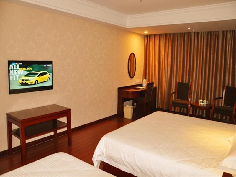 Greentree Inn Jiangsu Taizhou Taixing East Guoqing Road Rt-Mart Business Hotel 외부 사진