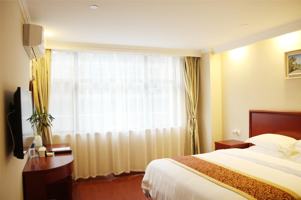 Greentree Inn Jiangsu Taizhou Taixing East Guoqing Road Rt-Mart Business Hotel 외부 사진